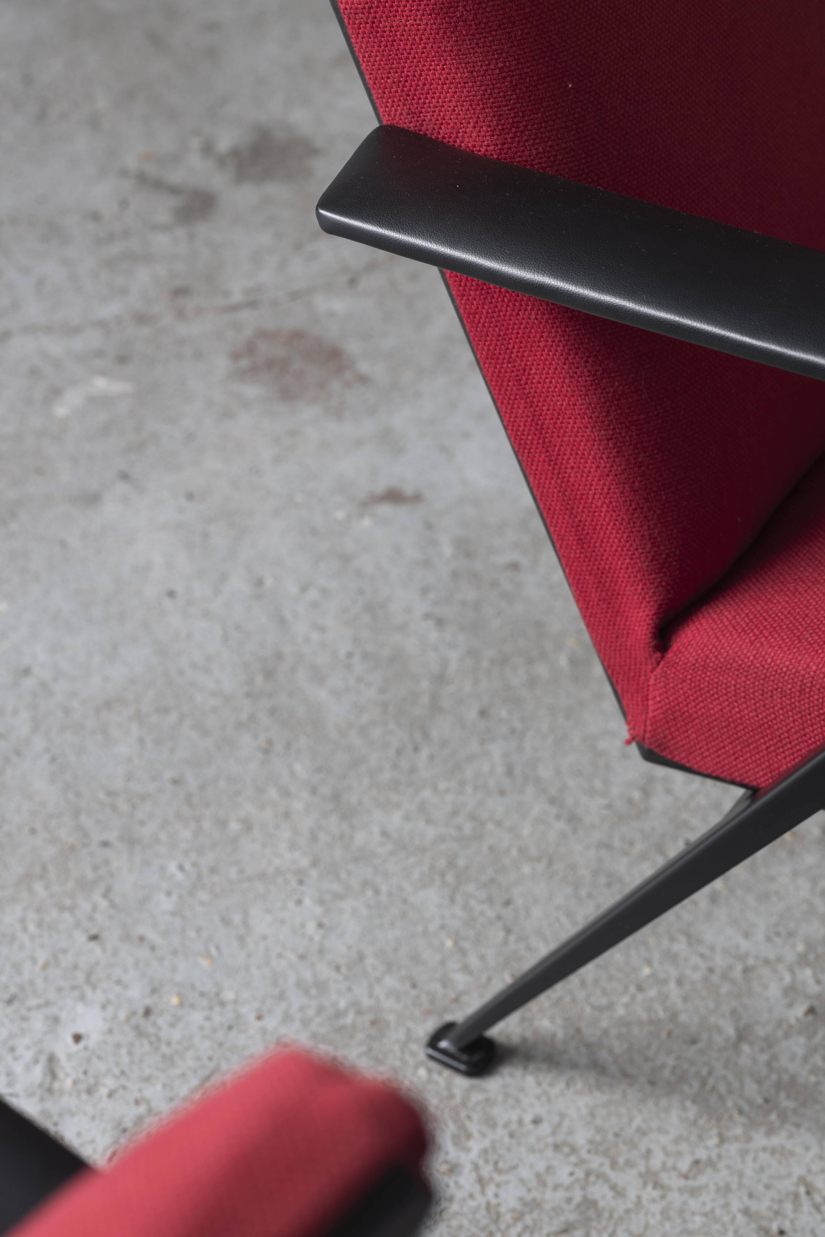 Lot de 2 fauteuils 'Repose' de Friso Kramer