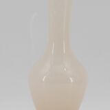 Vase en opaline rose