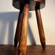 Tabouret bois rond tripode