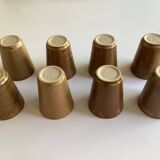 8 gobelets en grès Digoin