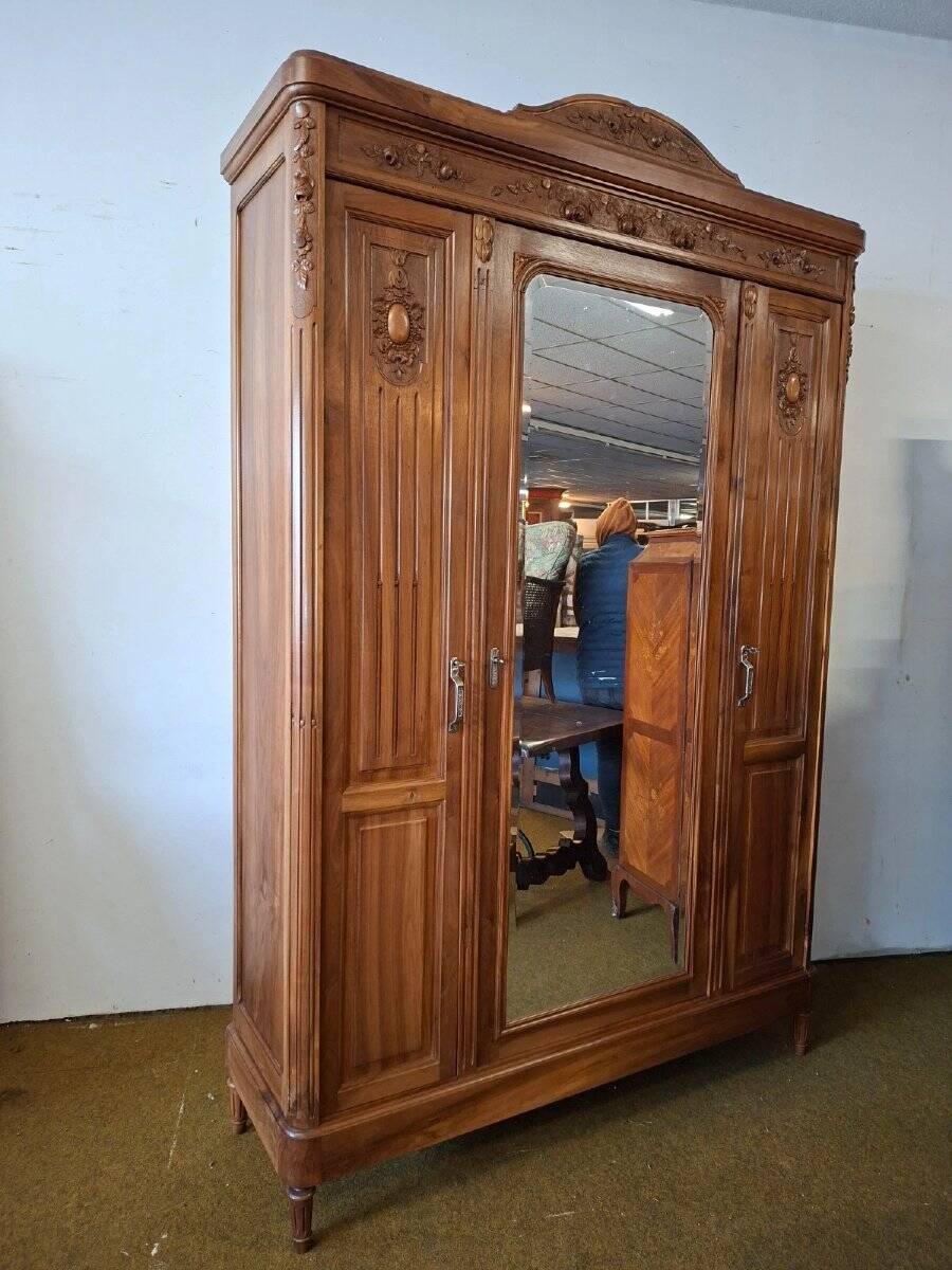 Louis XVI style wardrobe in solid walnut wood.