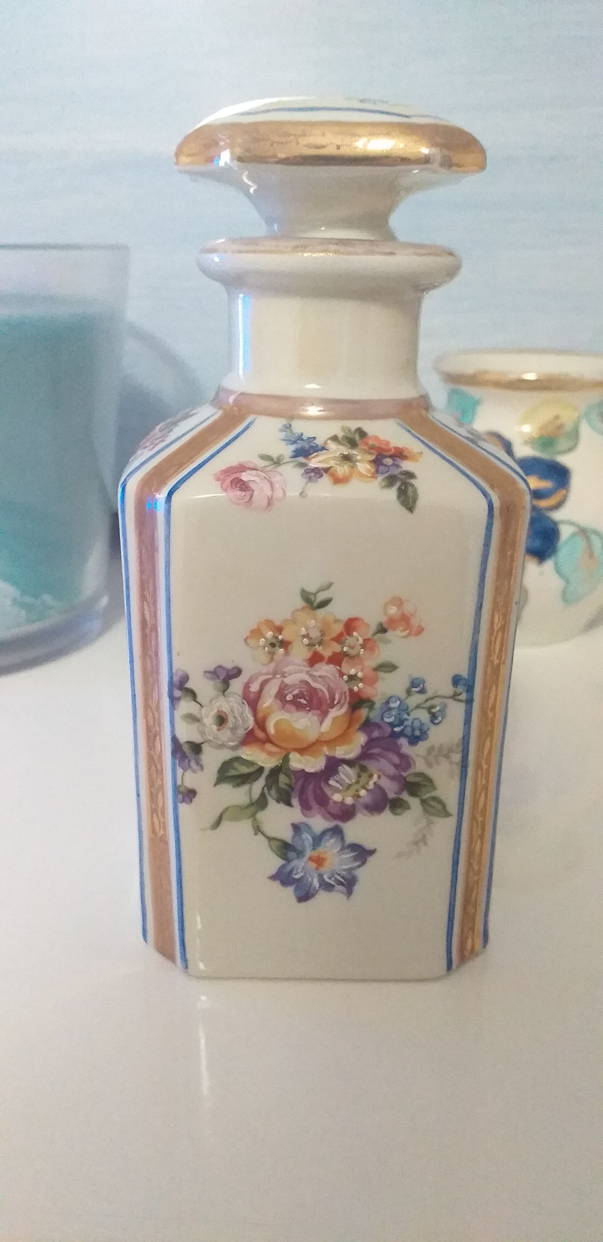 Porcelain bottle