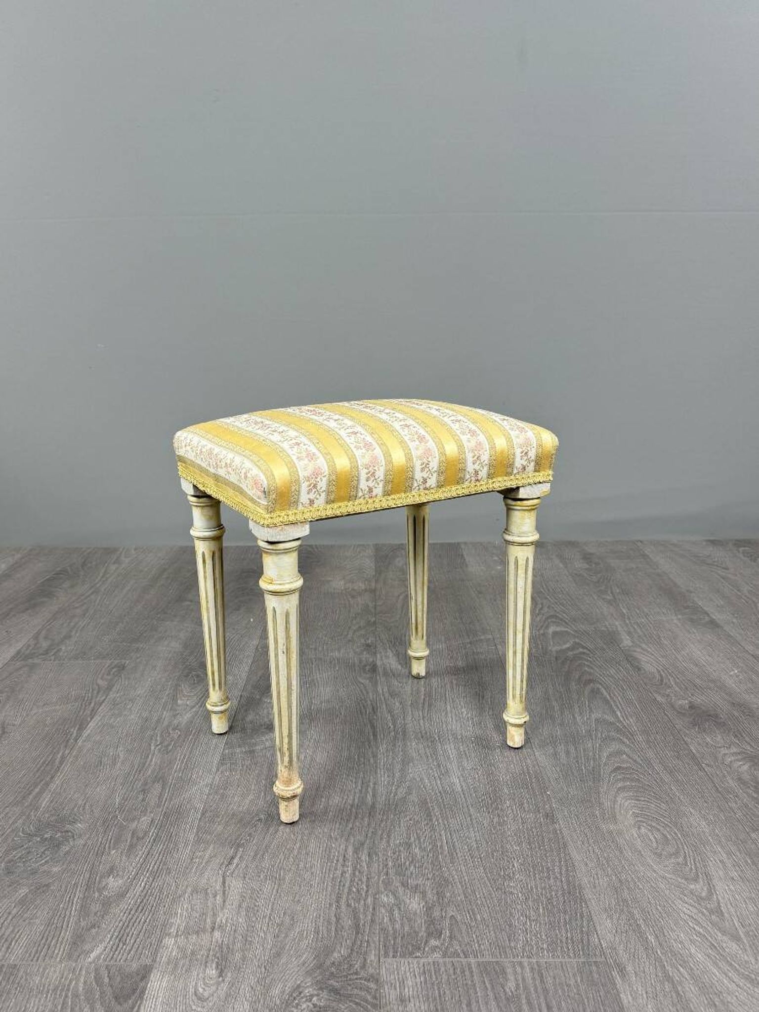 Pair of Medallion Armchairs in Louis XVI Style with Footrests, 20th Century