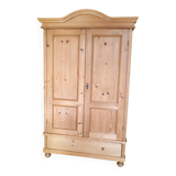 Armoire en pins
