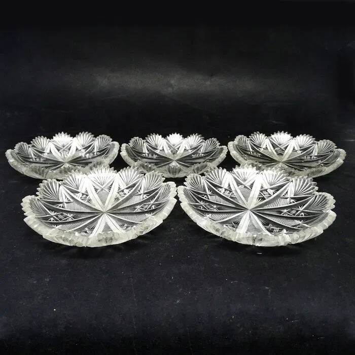 M5U set of plates in ART DECO style