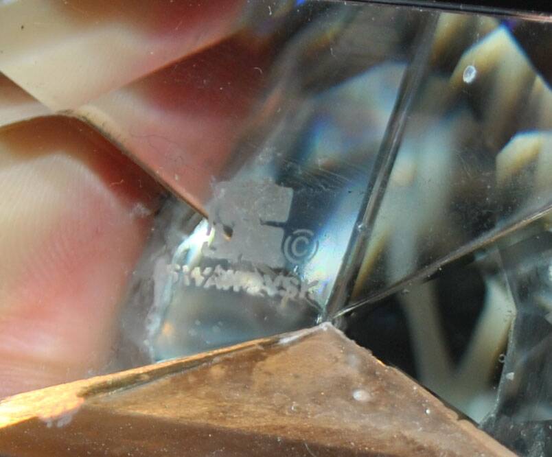 SWAROVSKI candle holder three candles in cut crystal signed 18.5 x 9 x 4cm