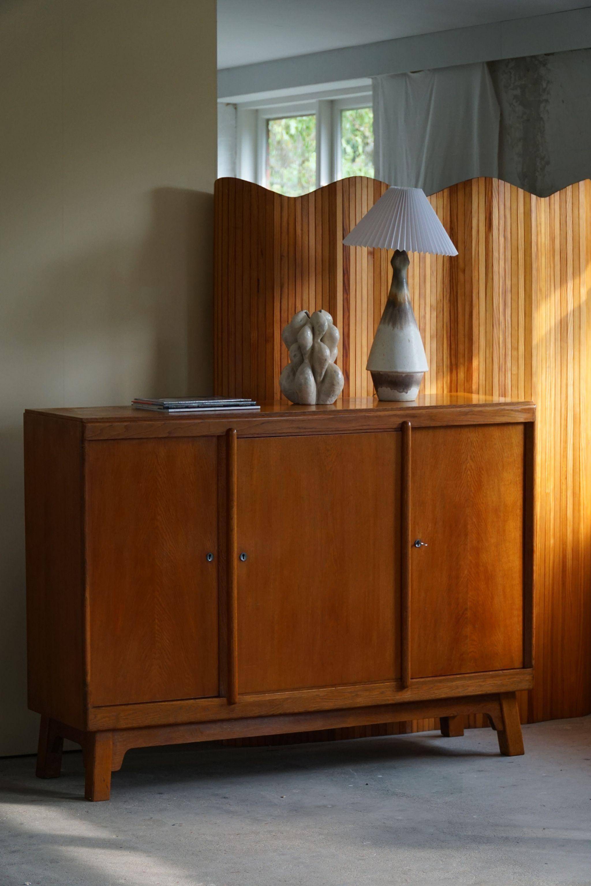 Mid-century buffet/enfilade in teak and oak, Danish cabinetmaker, 1960s