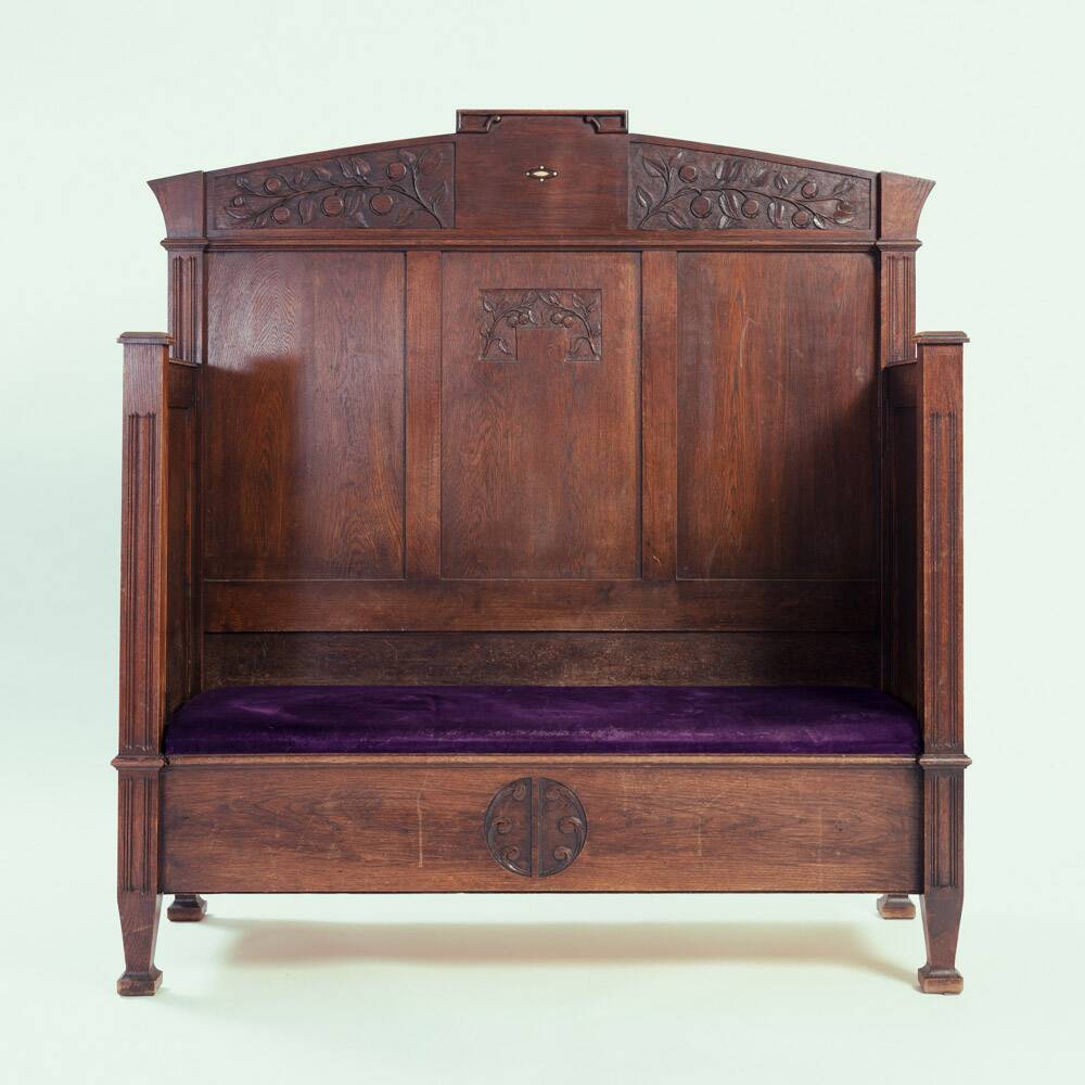 Arts crafts oak bench with storage