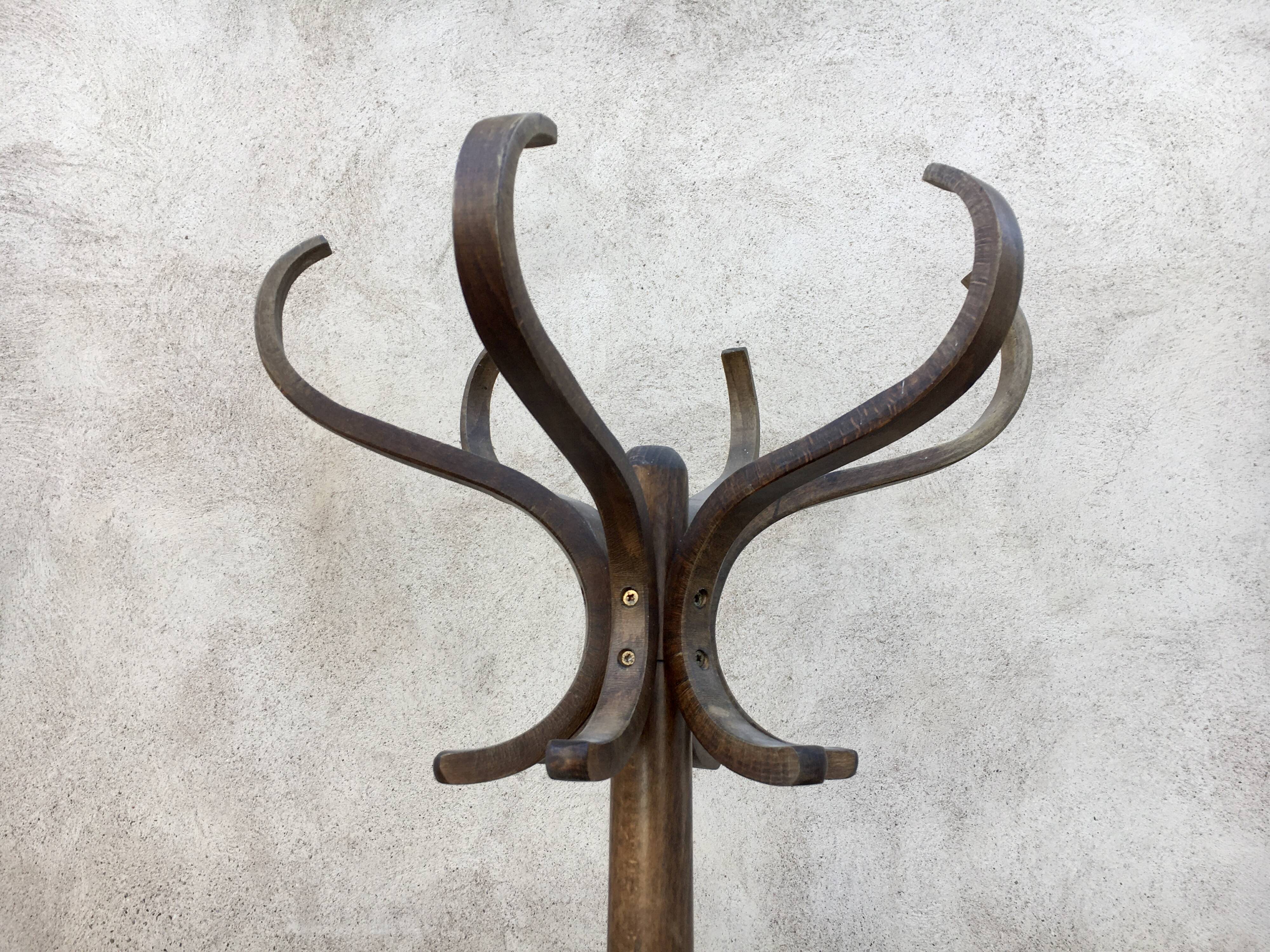 Baumann vintage parrot coat rack