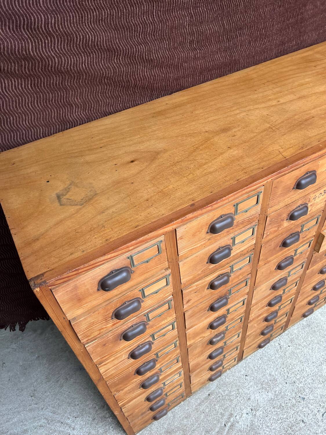Vintage hardware trade furniture