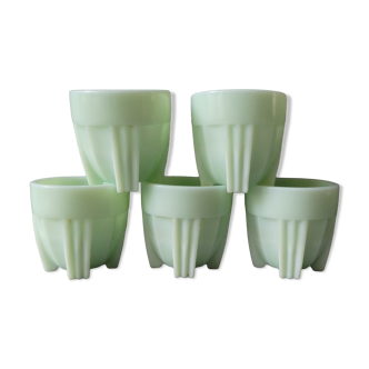 Lot of 5 cockroaches in green opaline, 40-50 years