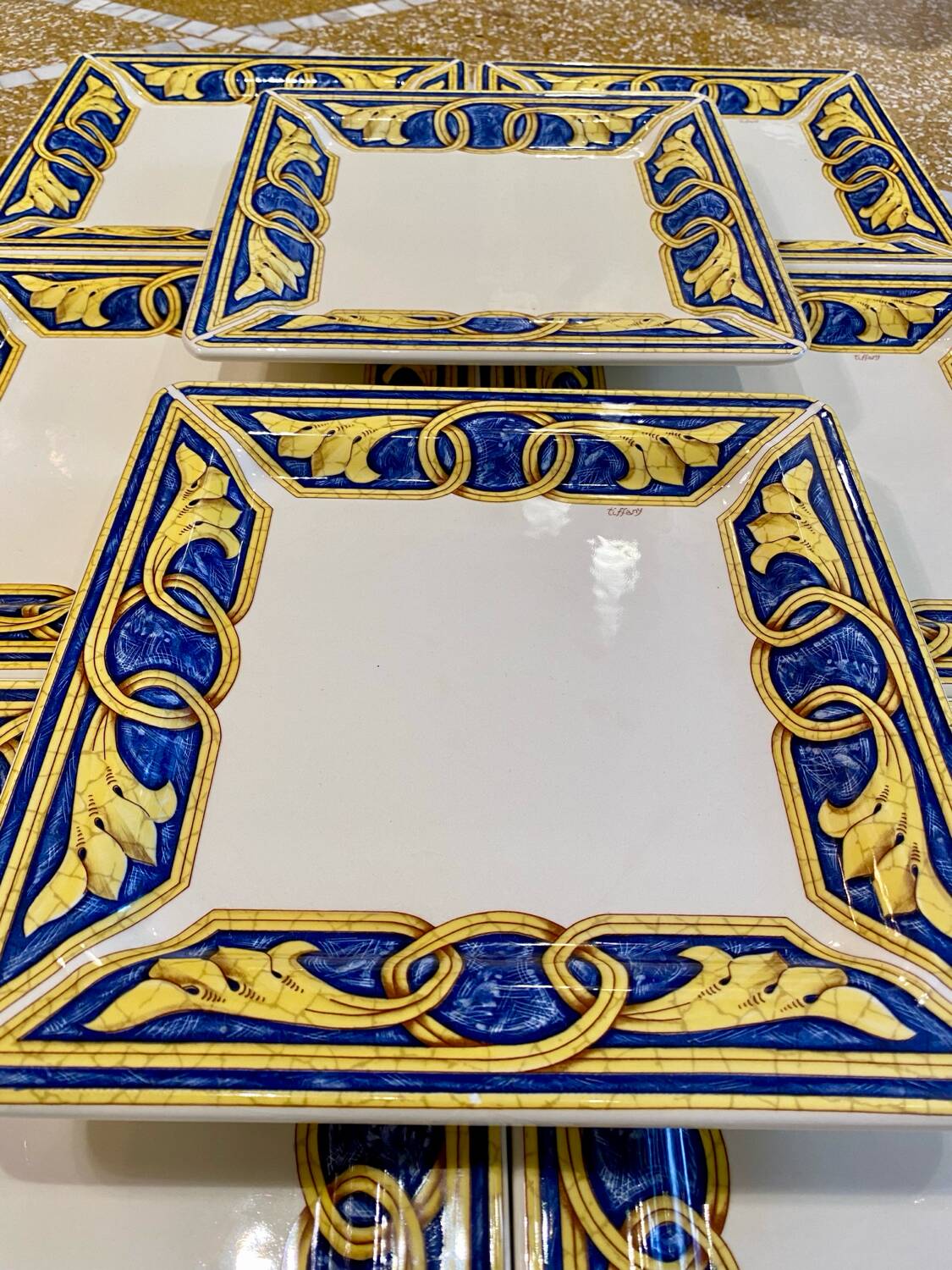 Lot de 8 assiettes Impero par Tiffany Boutique