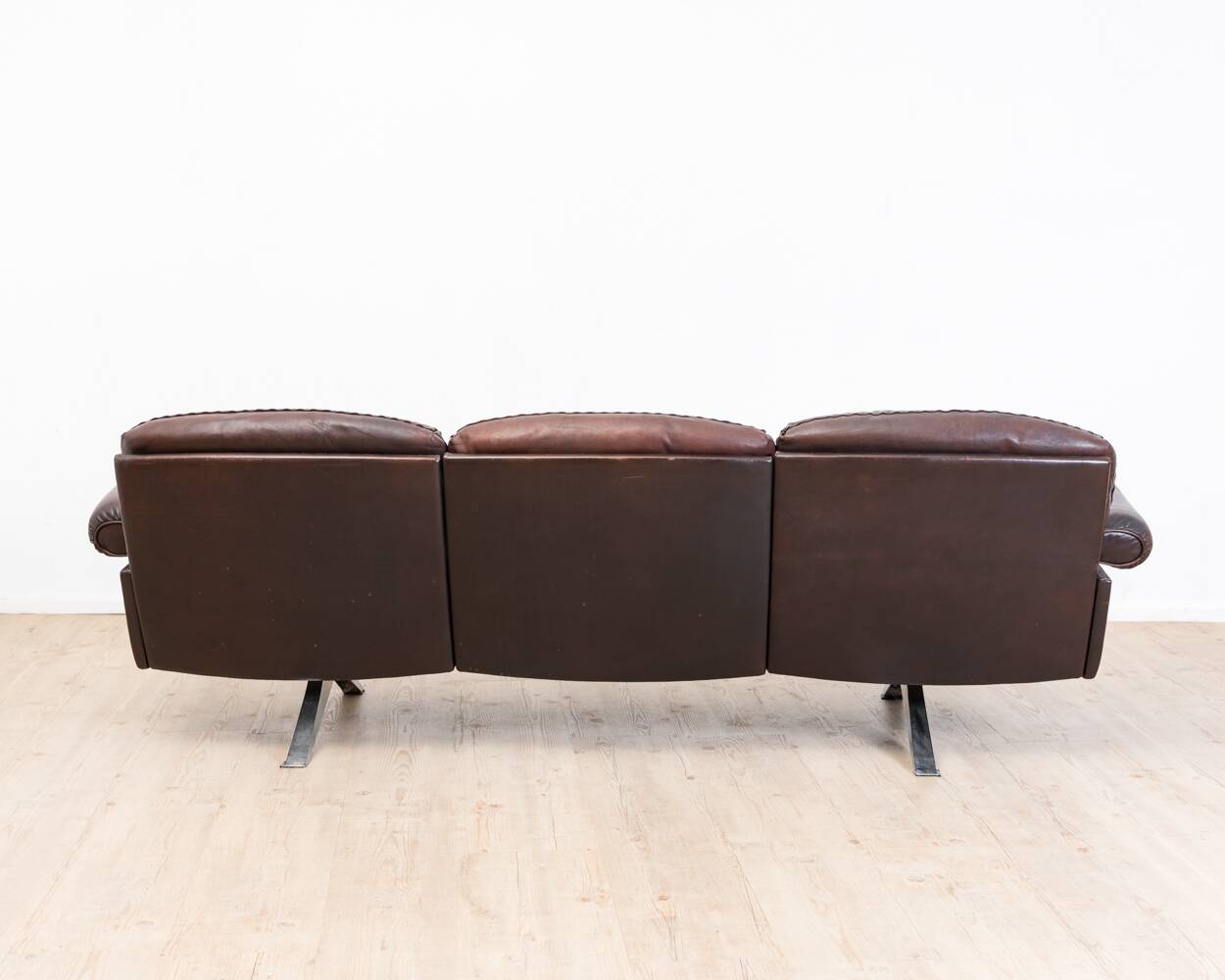 Brown leather 3-seater sofa by Sede, model DS 31, vintage 1960s.