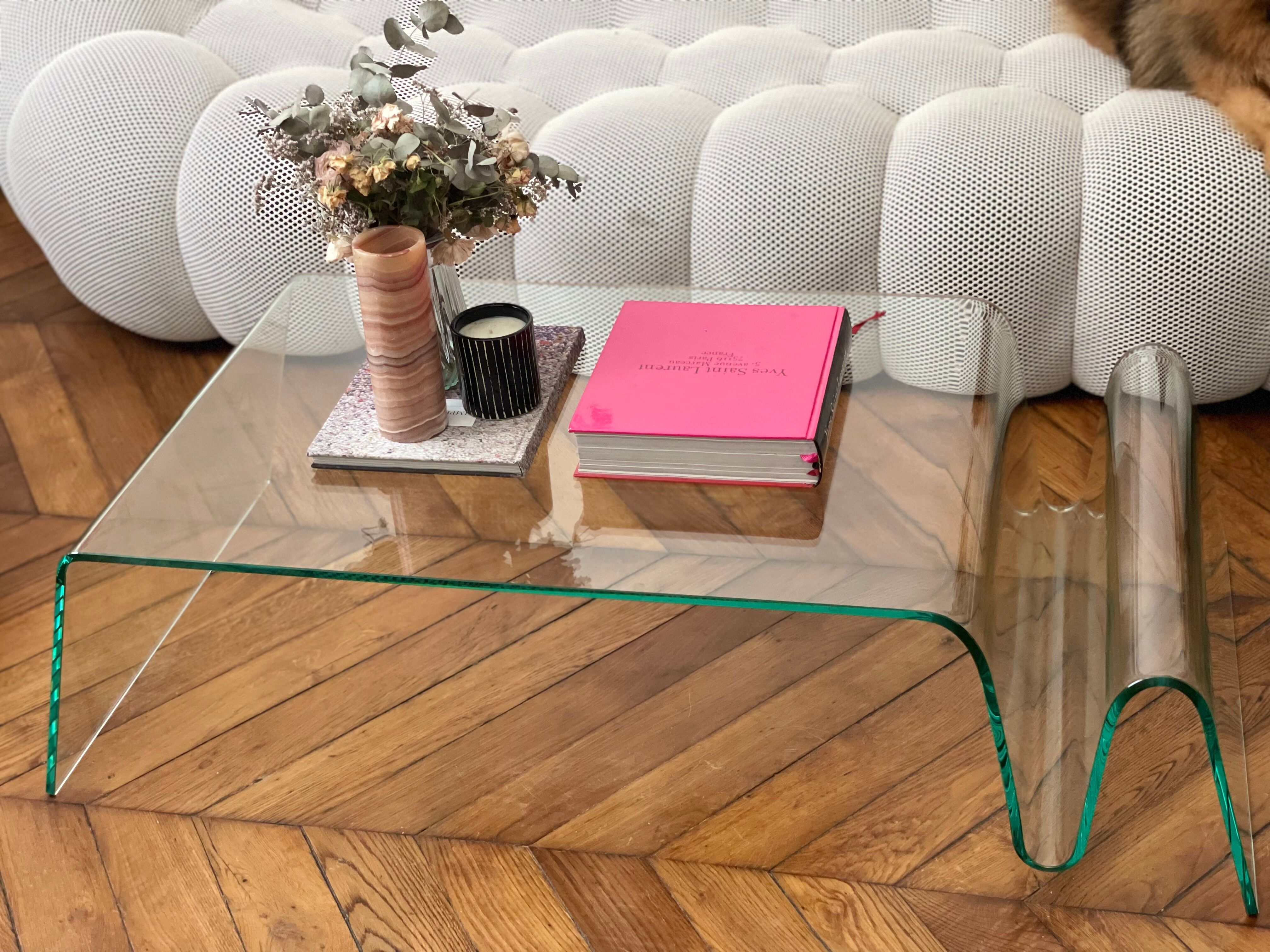 Vintage coffee table in curved corrugated tempered glass minimalist design