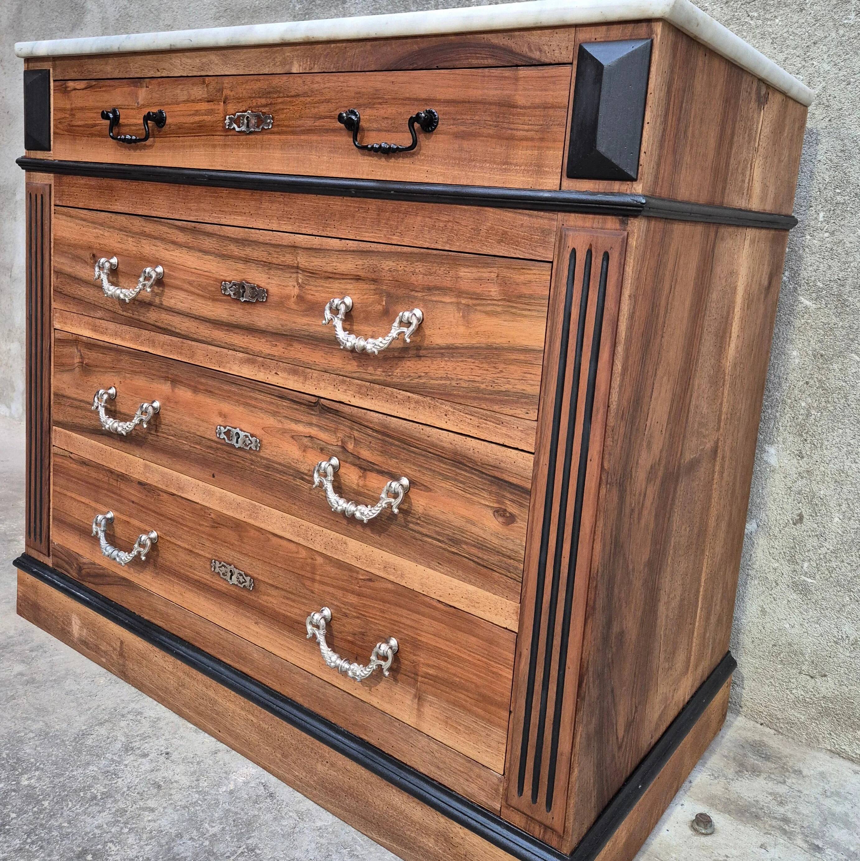 Commode