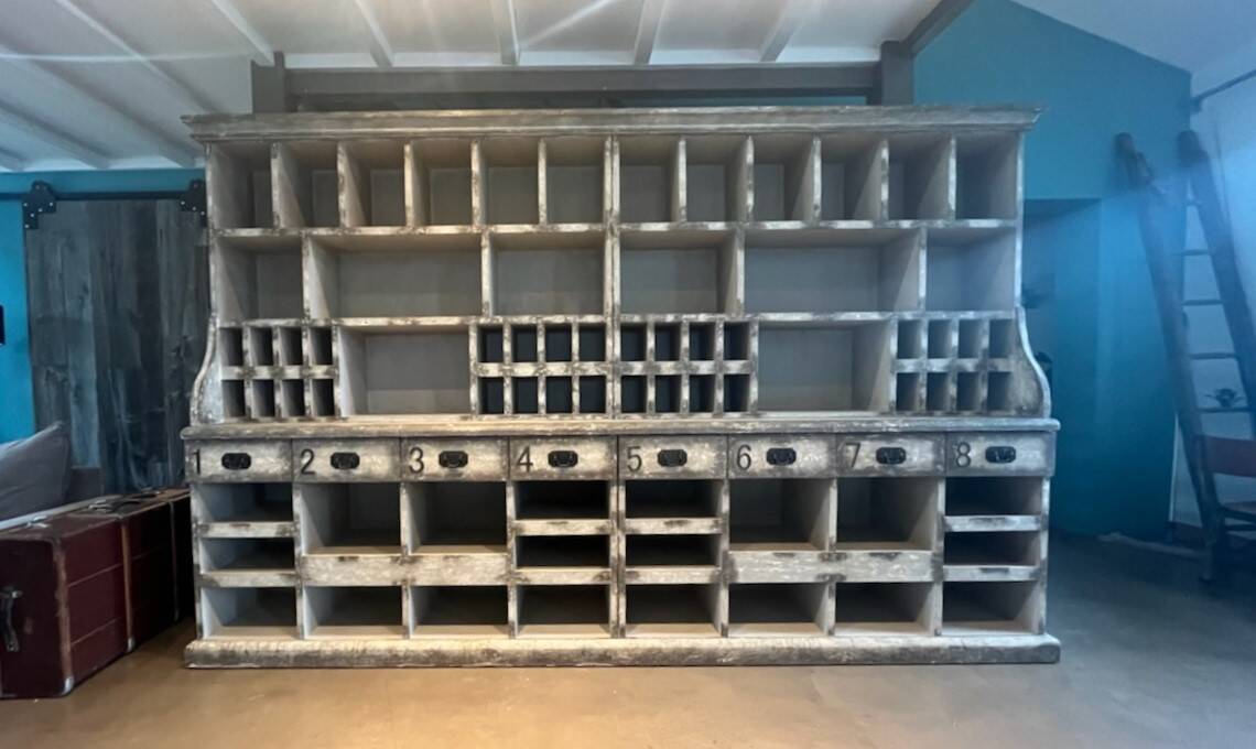 Wooden workshop furniture