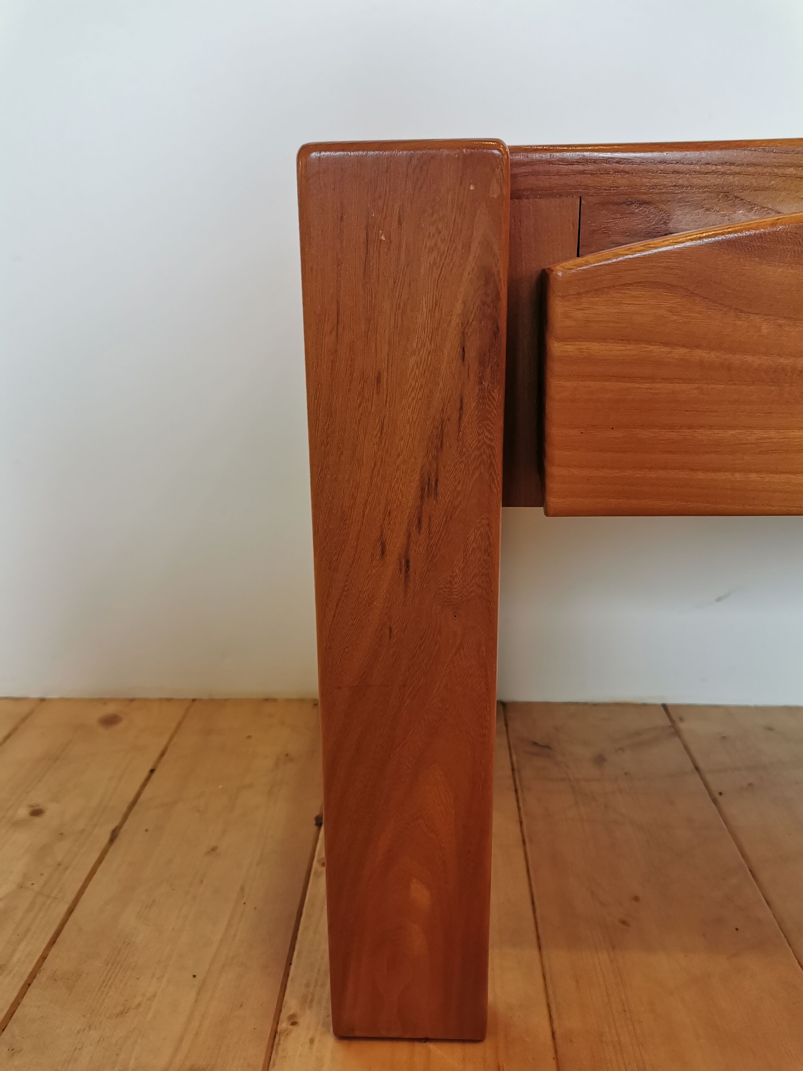 Paire de chevets en orme Maison Regain
