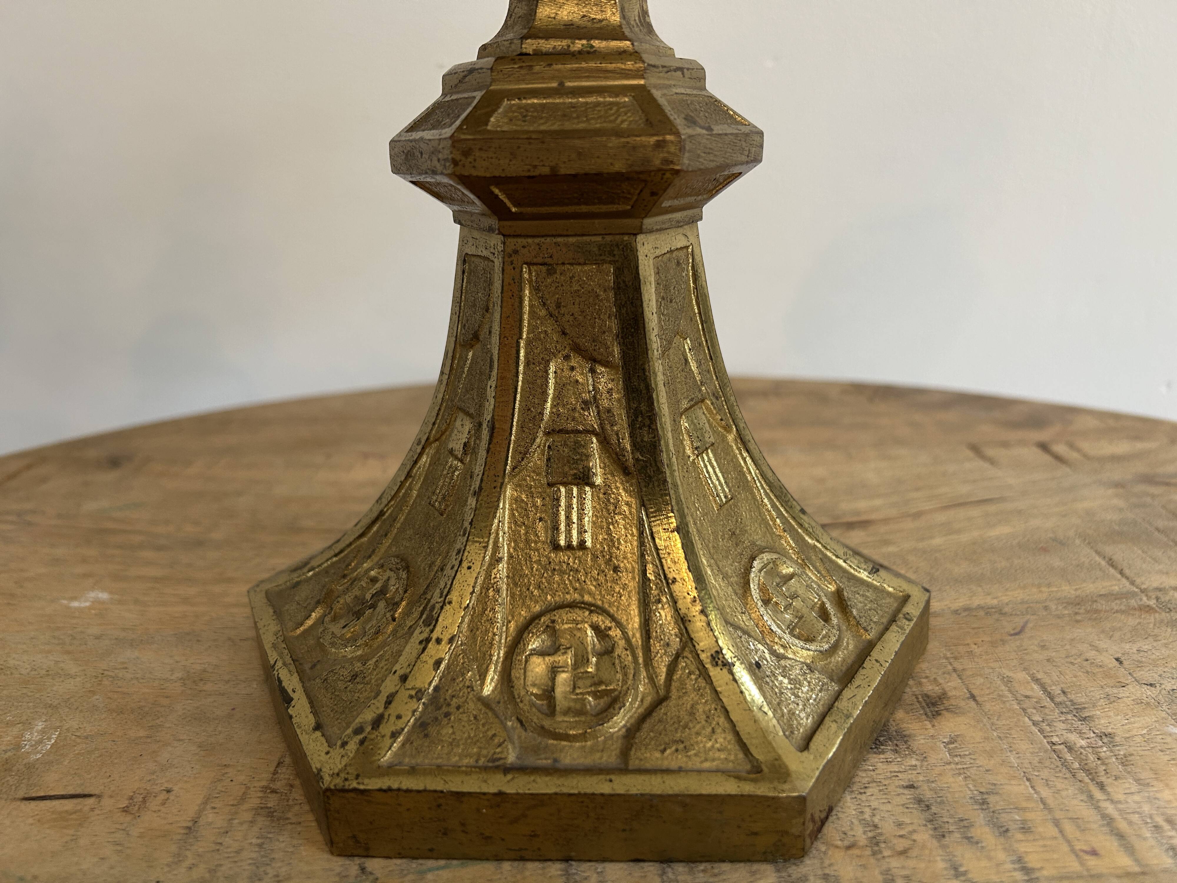 Paire de candélabres en bronze doré d'époque ART DECO
