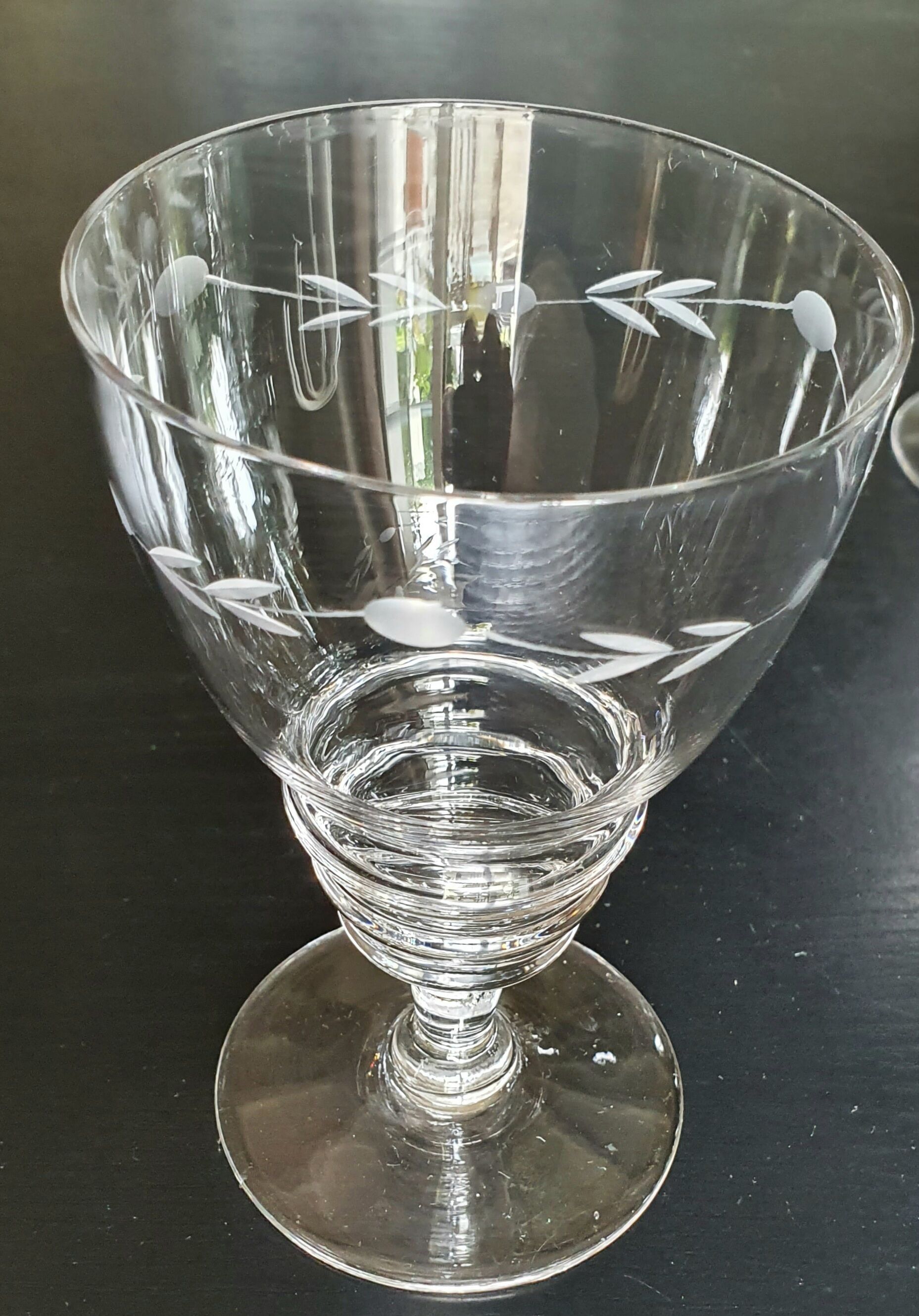6 vintage wine glasses engraved pyramid shape