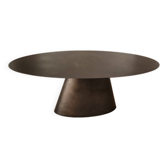 AMPM black metal oval table