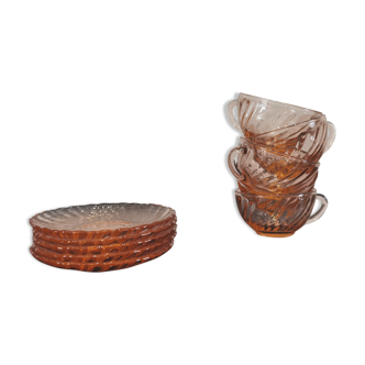 5 tasses et sous tasses en verre rose torsadé Rosaline Arcoroc