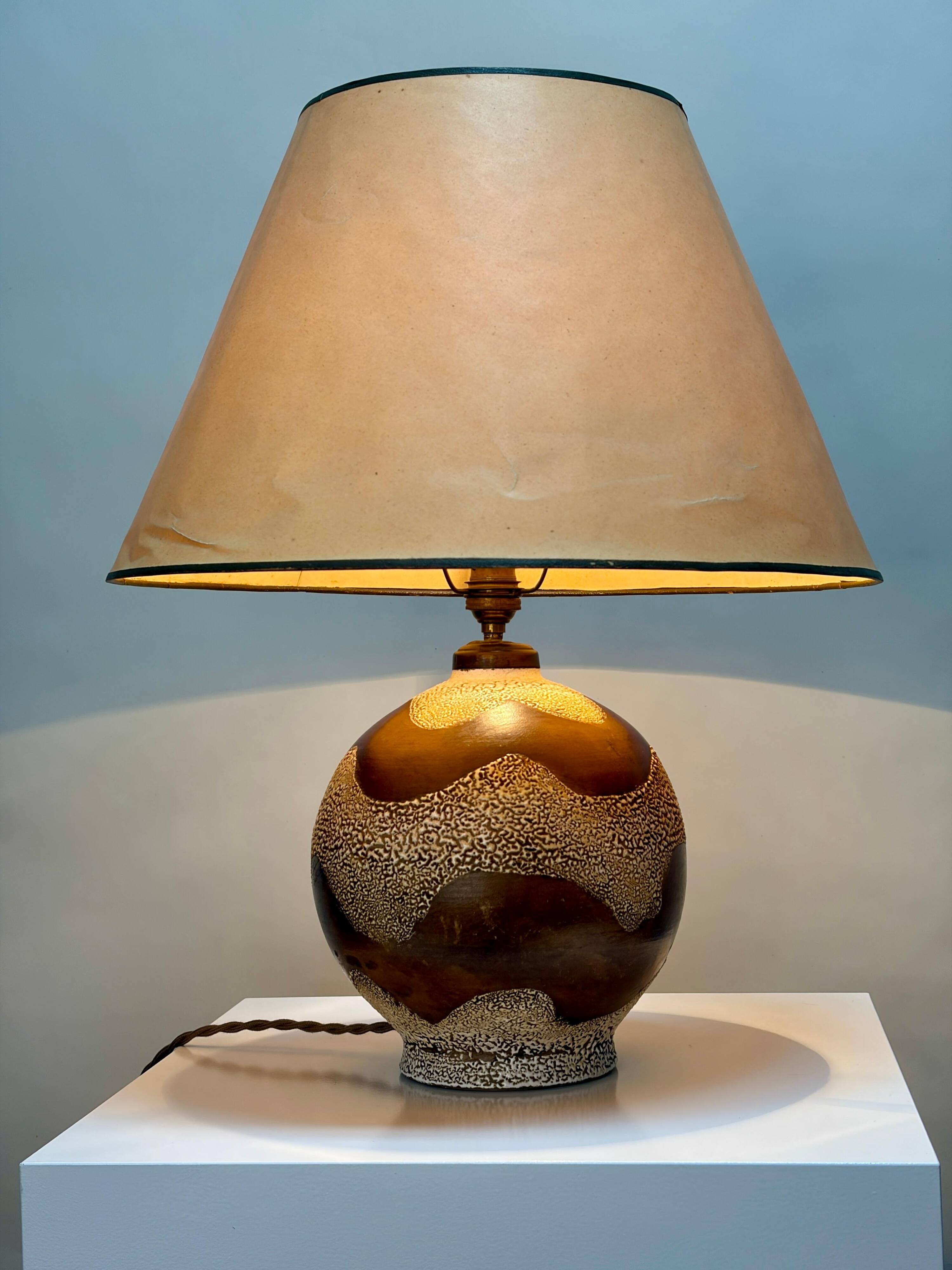 Art Deco table lamp attributed to Jean Besnard, ceramic, France, 1935