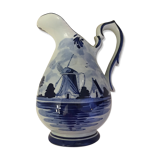 Delft pitcher