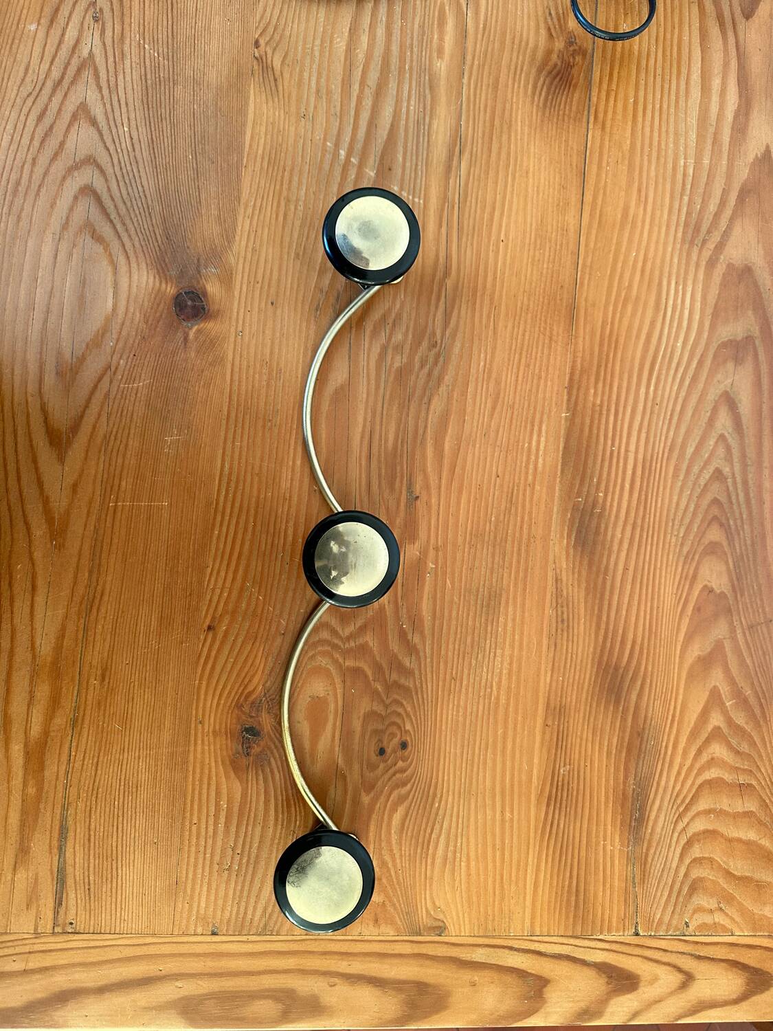 Wall mounted coat rack