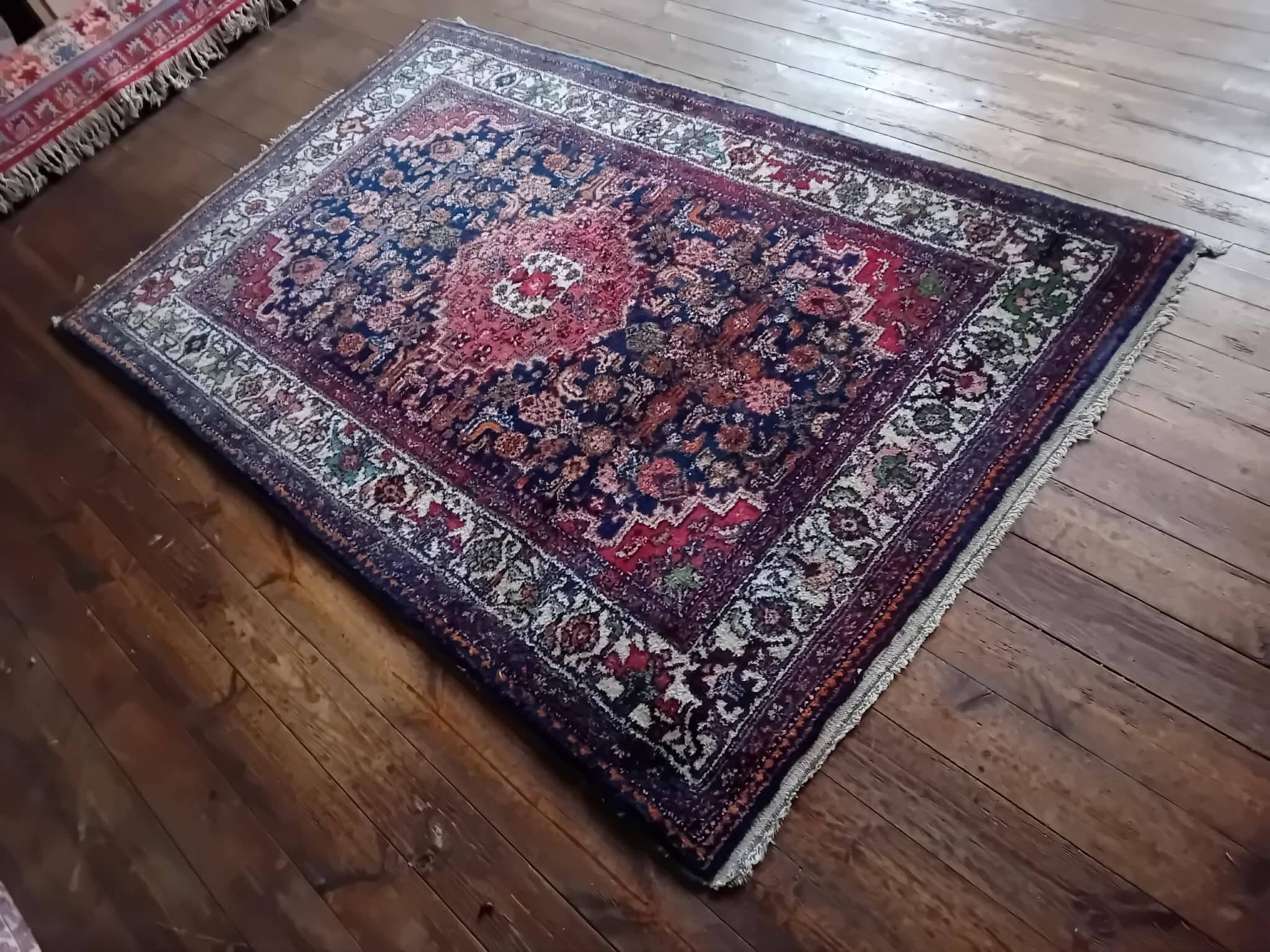 Handmade Persian carpet Mosul 202x132cm