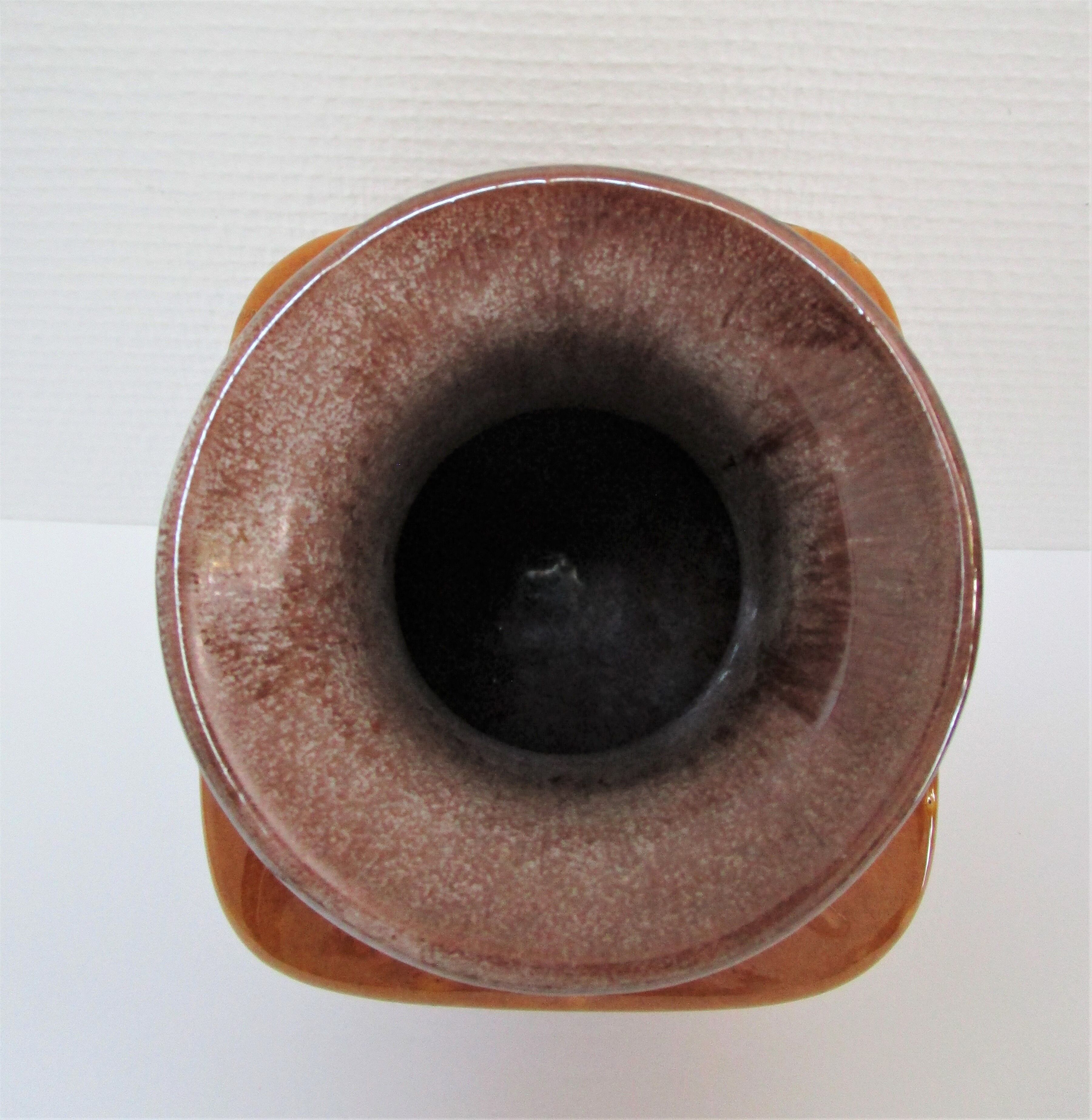 Ceramic vase design 70s