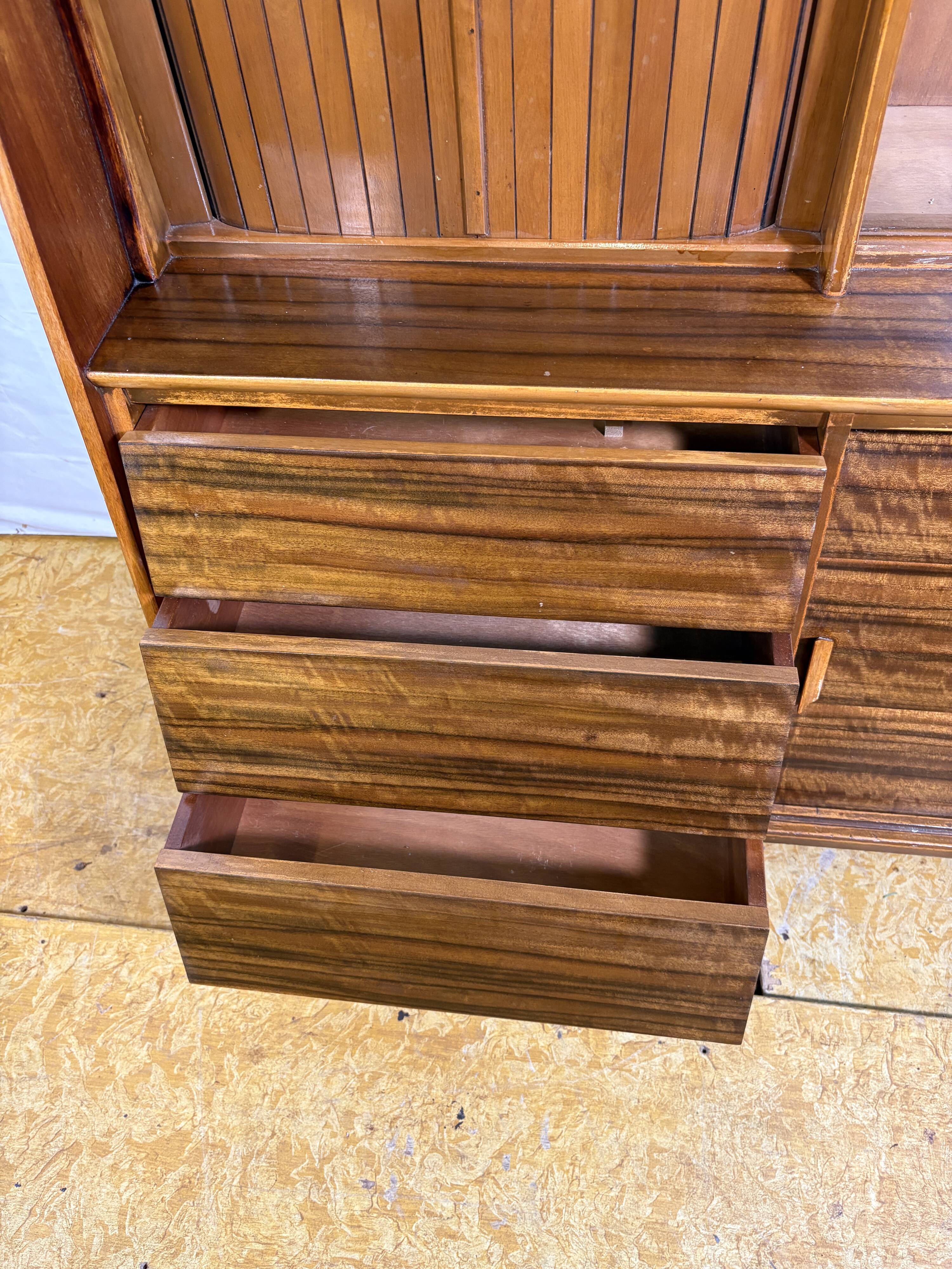Mid Century Retro Vintage Walnut Sideboard / Drinks Cabinet by F.D. Welters