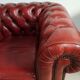 Fauteuil Chesterfield cuir bordeaux clair