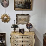 Louis XV style chest of drawers painted with flowers, Italian manufacture