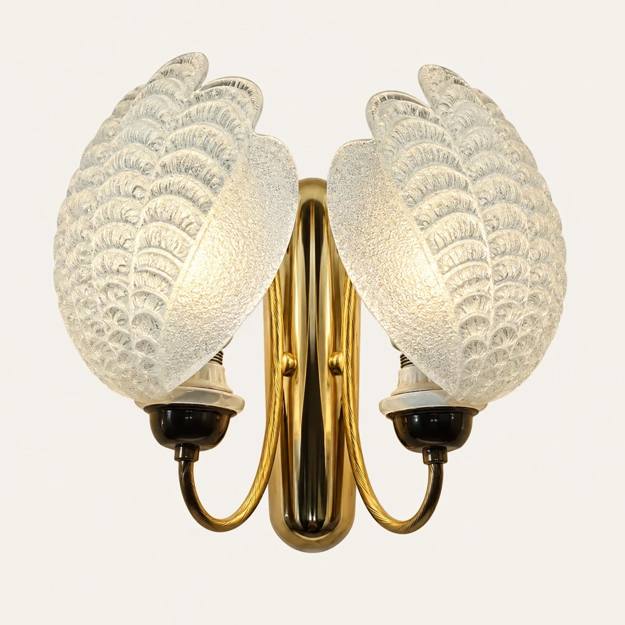 Vintage Italian shell wall light, textured glass and brass, 1970s.