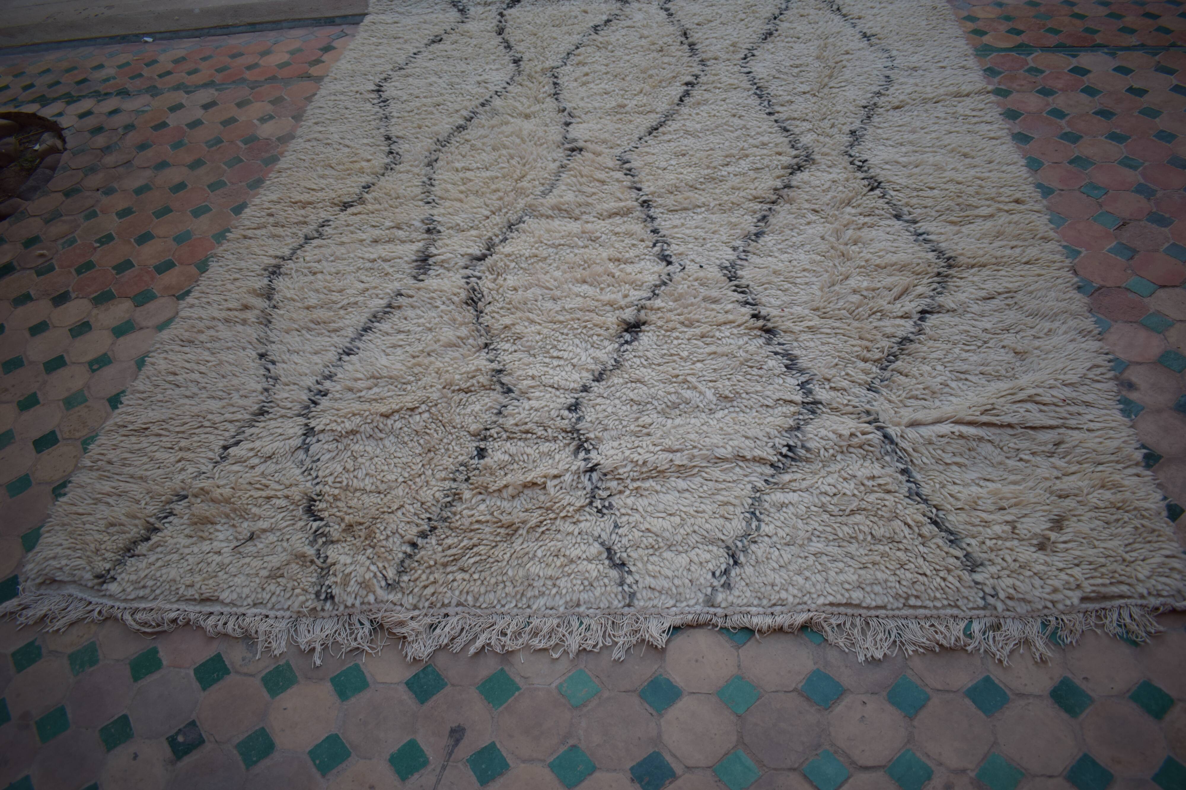 Lush beni ourain rug 330 x 190 cm