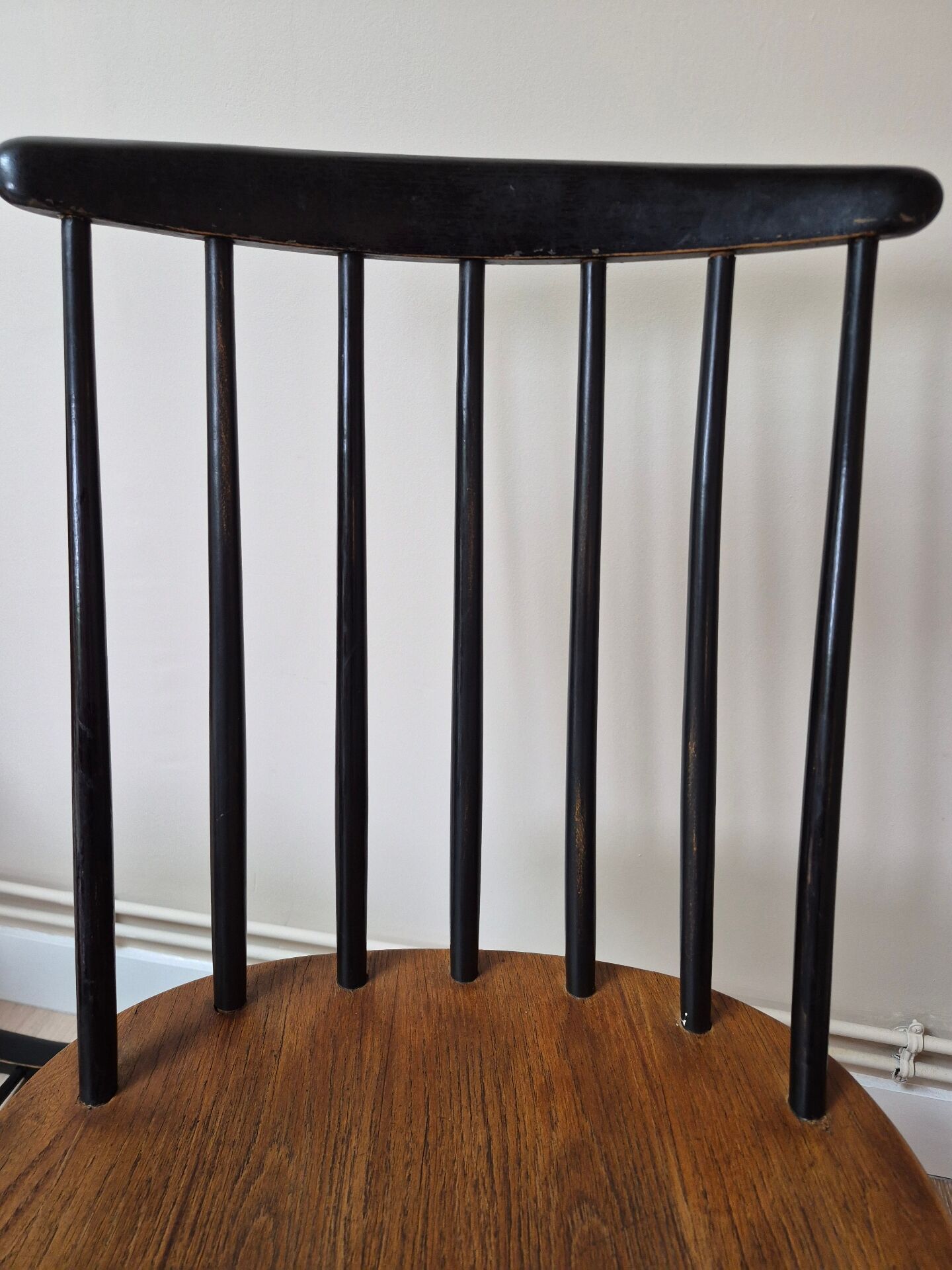 Lot de 2 chaises scandinaves type Fanett
