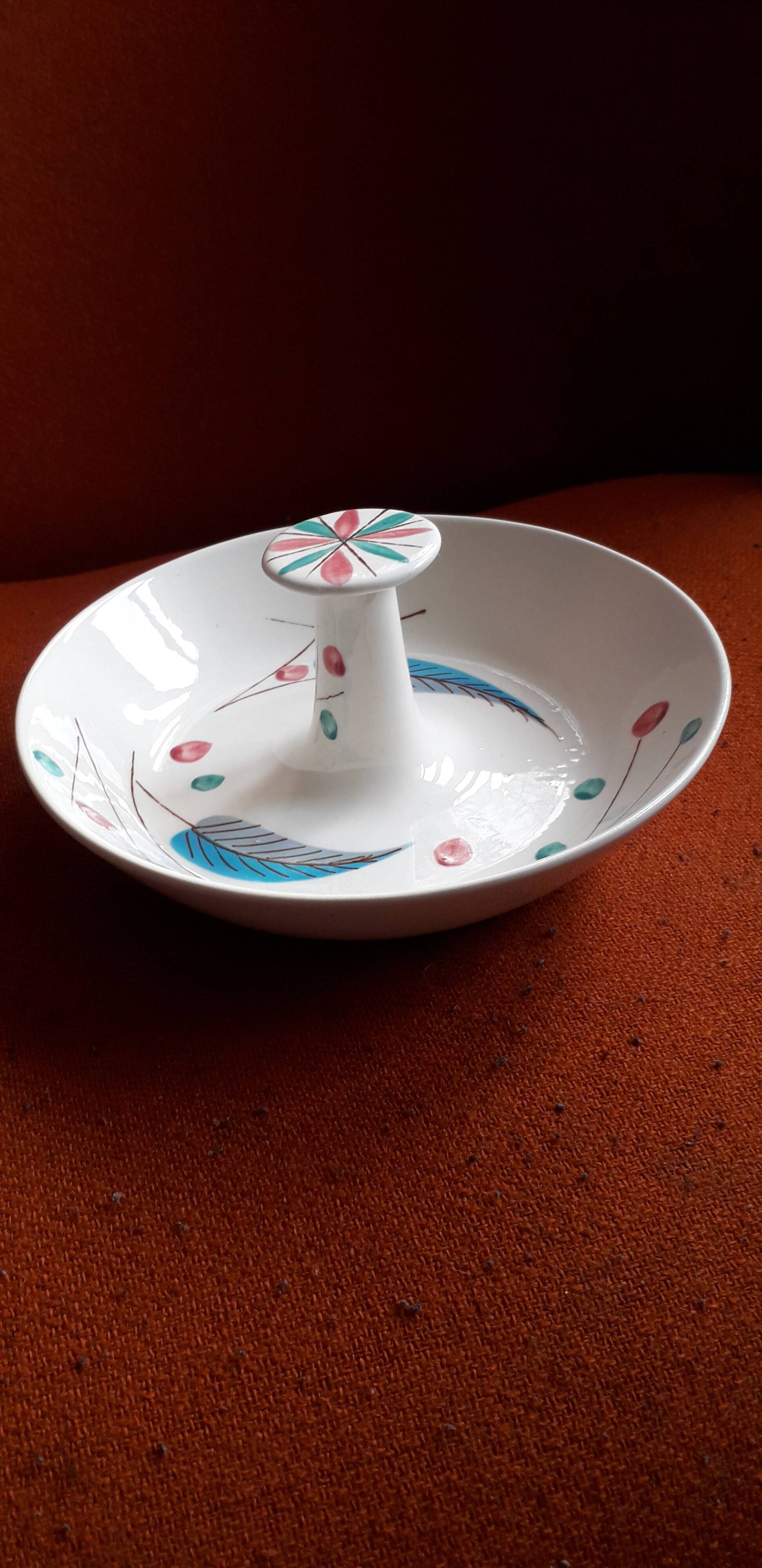 Very original vintage empty pocket in Belgian ceramic