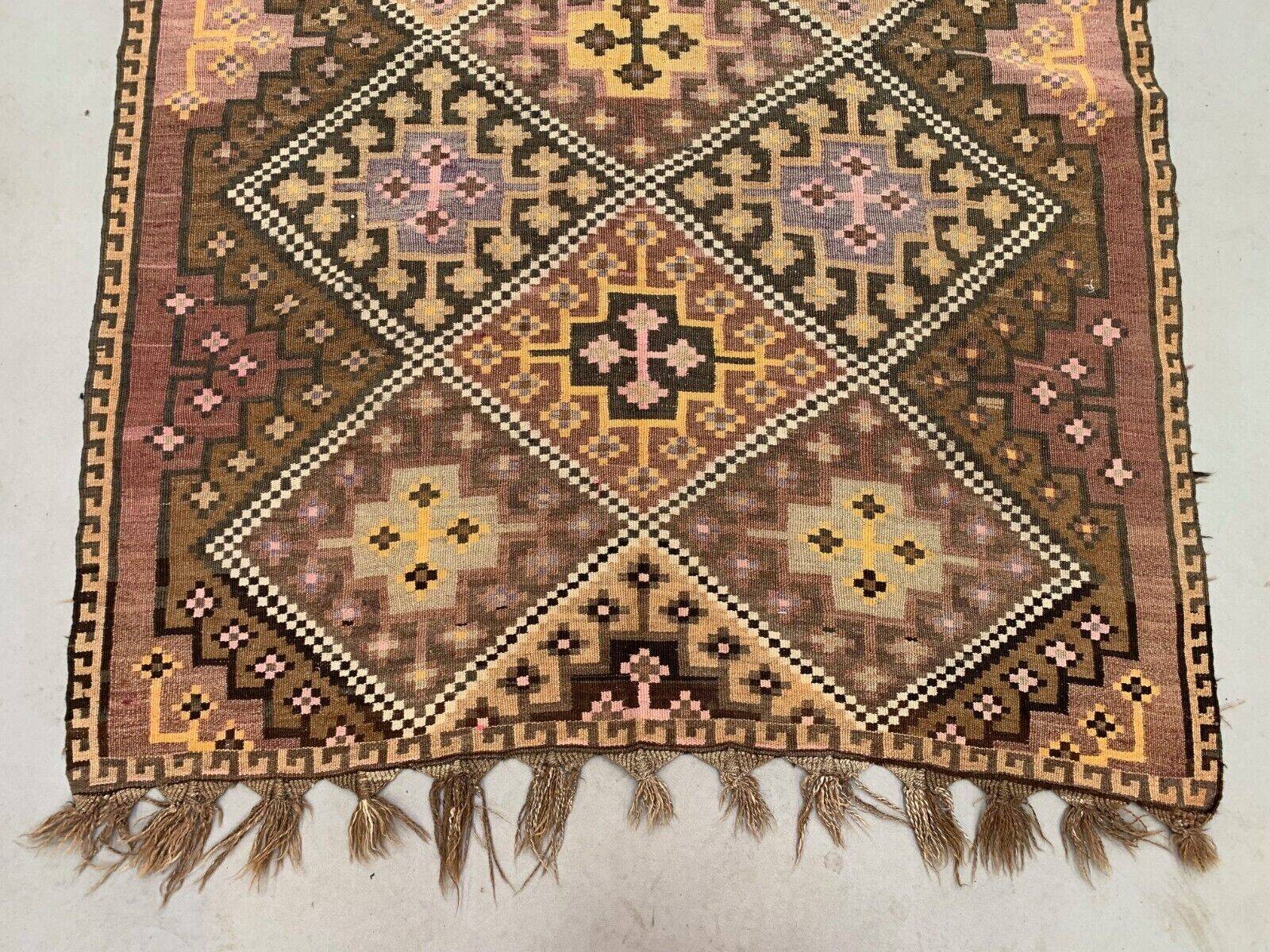 Tapis kilim turc vintage 377x152 cm en laine, grand.