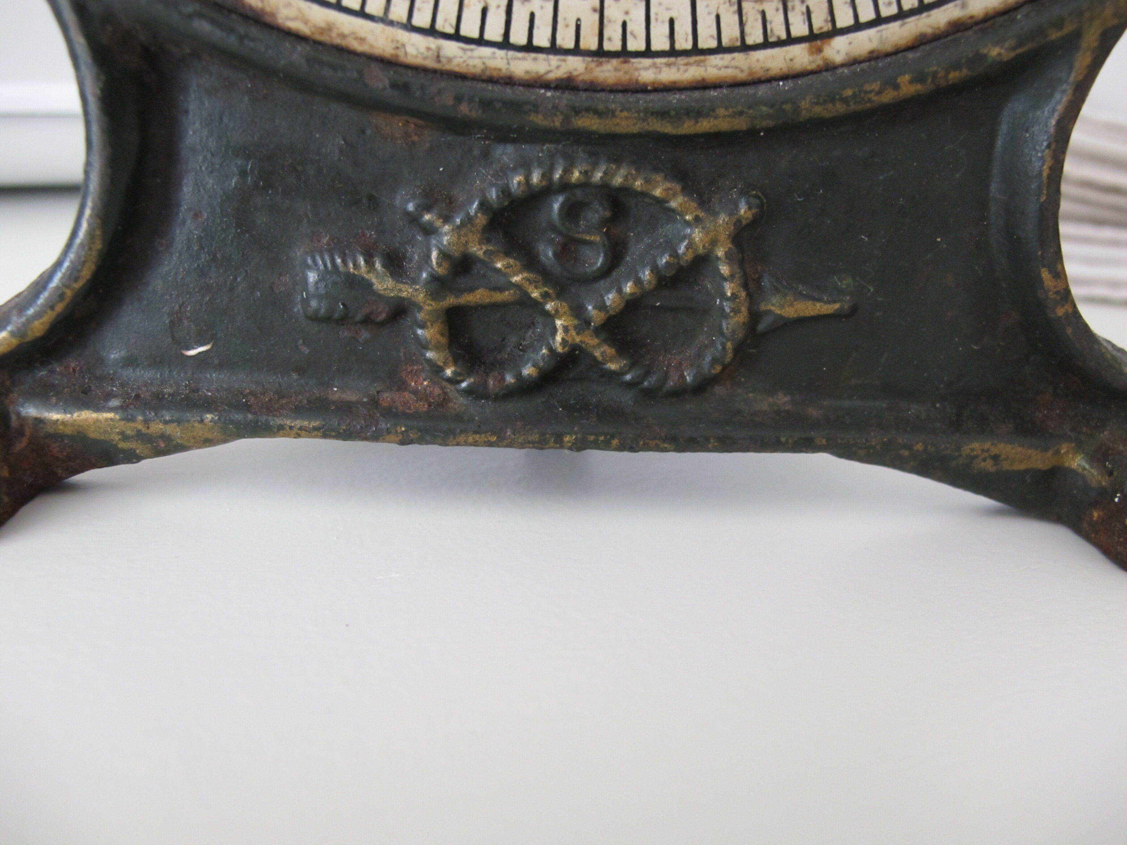 Ancient libra in english iron 1920s