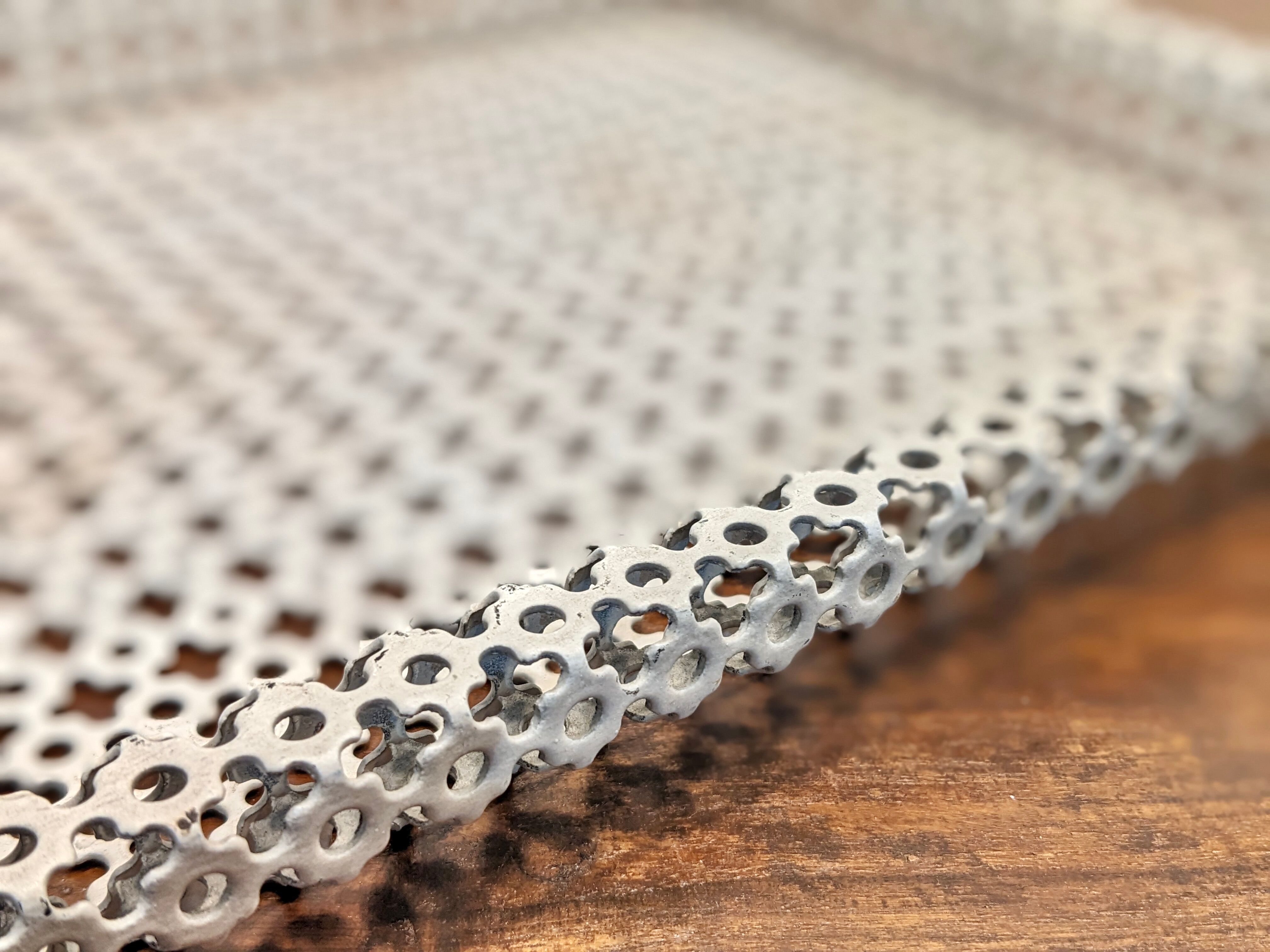 Top in white lacquered metal mathieu mategot