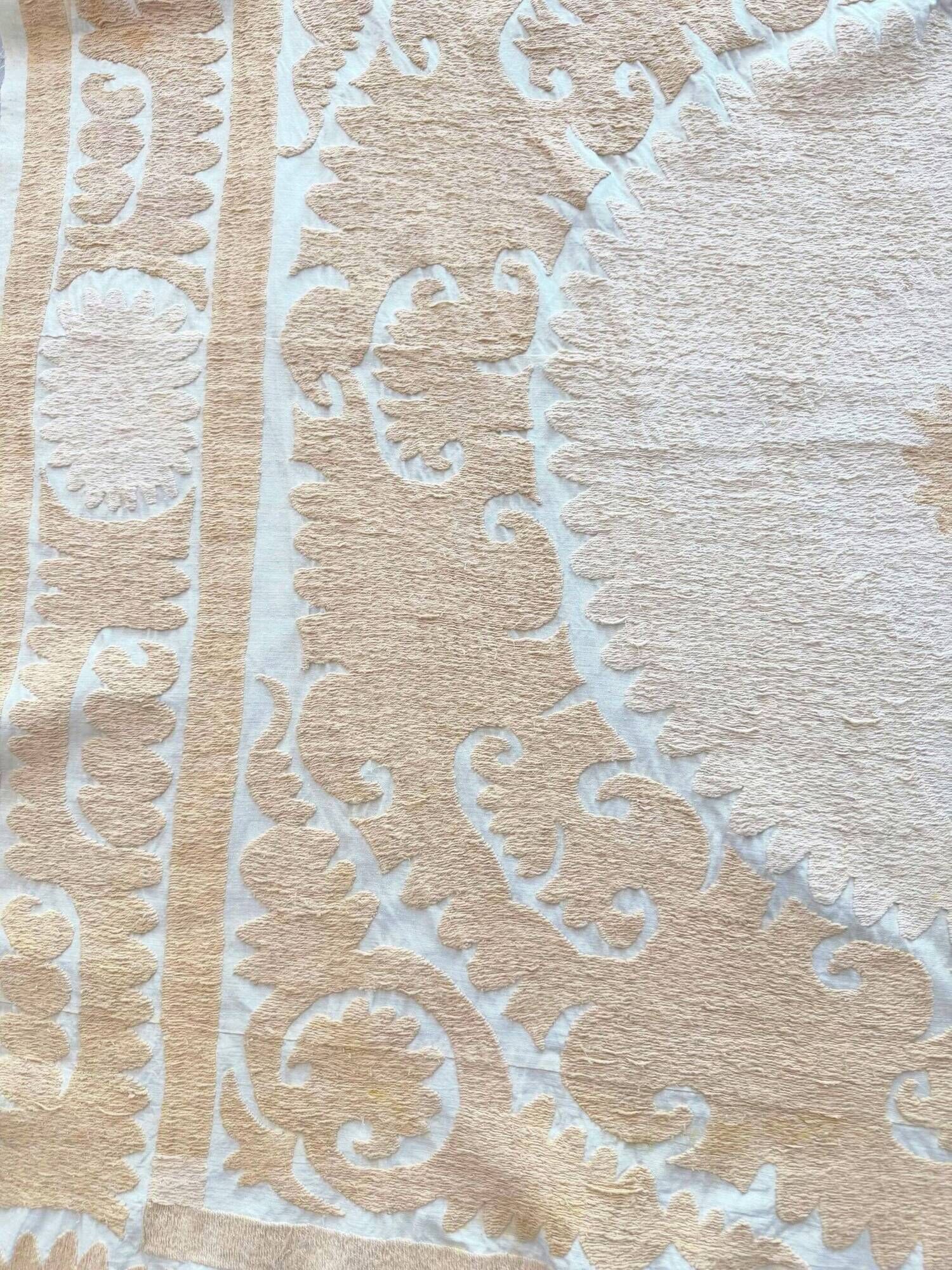 Vintage hand-embroidered tablecloth 127x134 cm