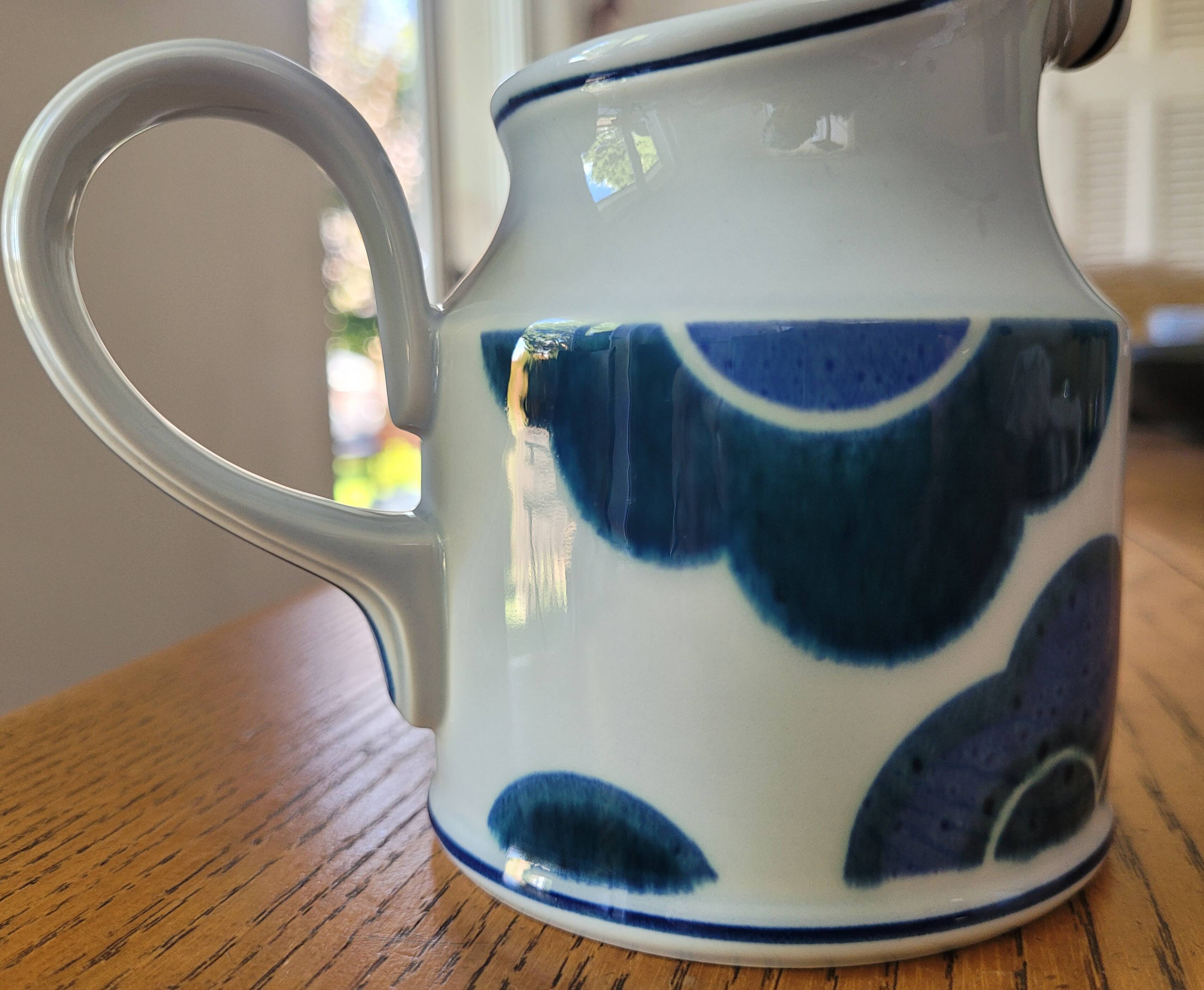 Small porcelain "blue cloud" milk jug/pitcher from Villeroy & Boch