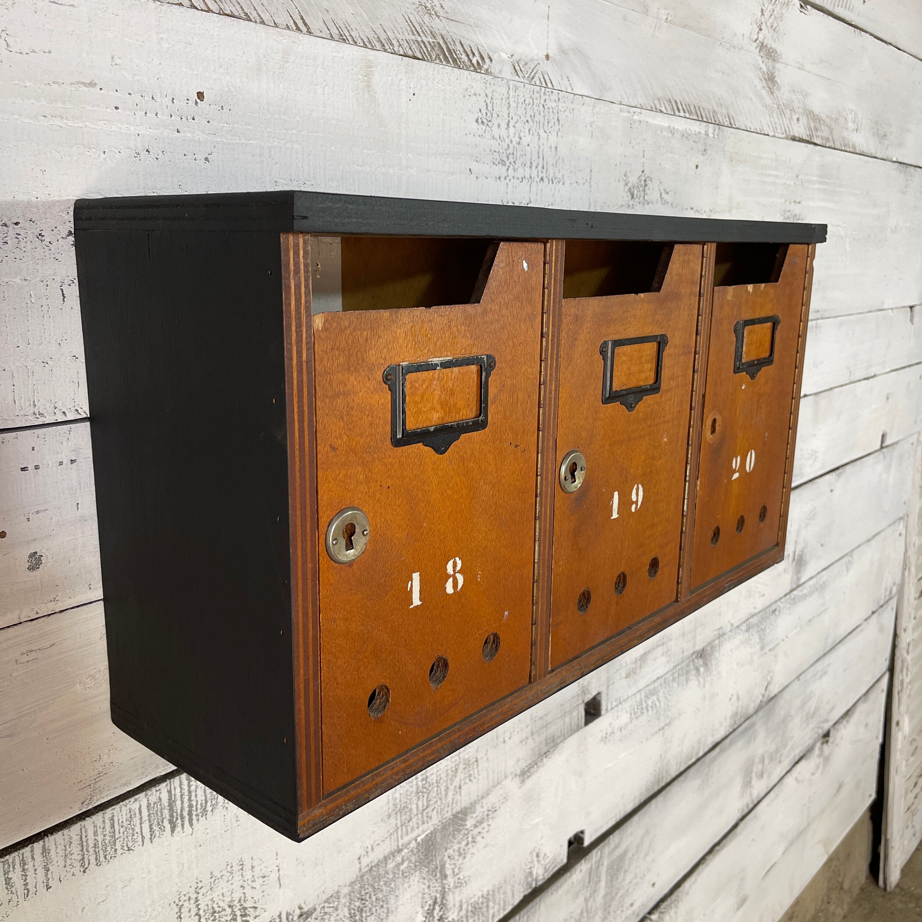 Block of 3 mailboxes from the 70s/80s