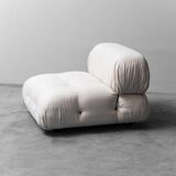 Camaleonda armchair in white cotton: retro-modern style from the 70s.