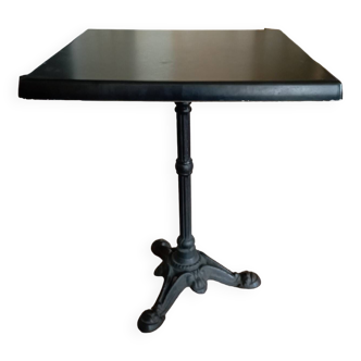 Bistro table