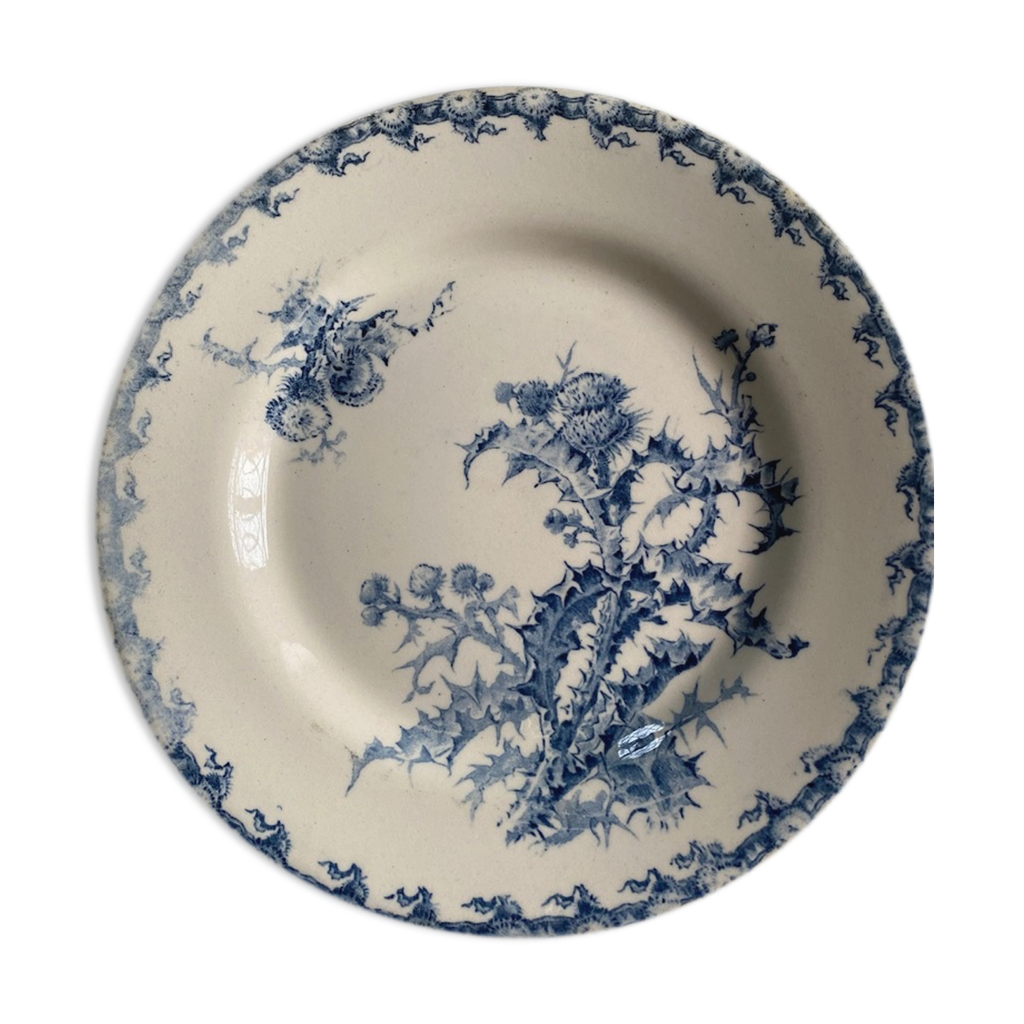 Flat plate in opaque gien porcelain, thistle pattern.