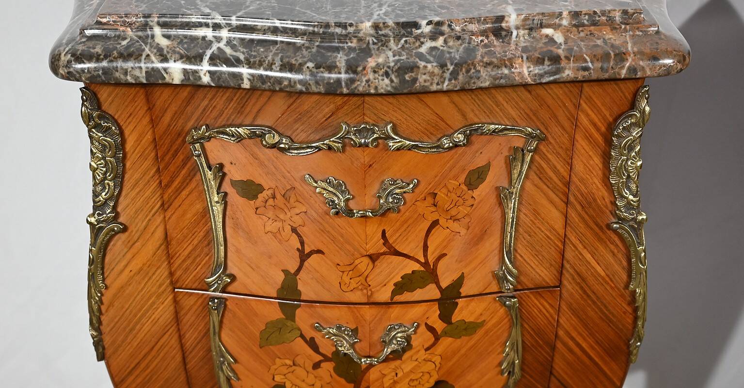 Pair of Bedside Tables in Rosewood and Marquetry, Louis XV style – Mid 20th century