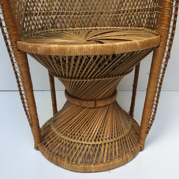 Emmanuelle vintage Chair