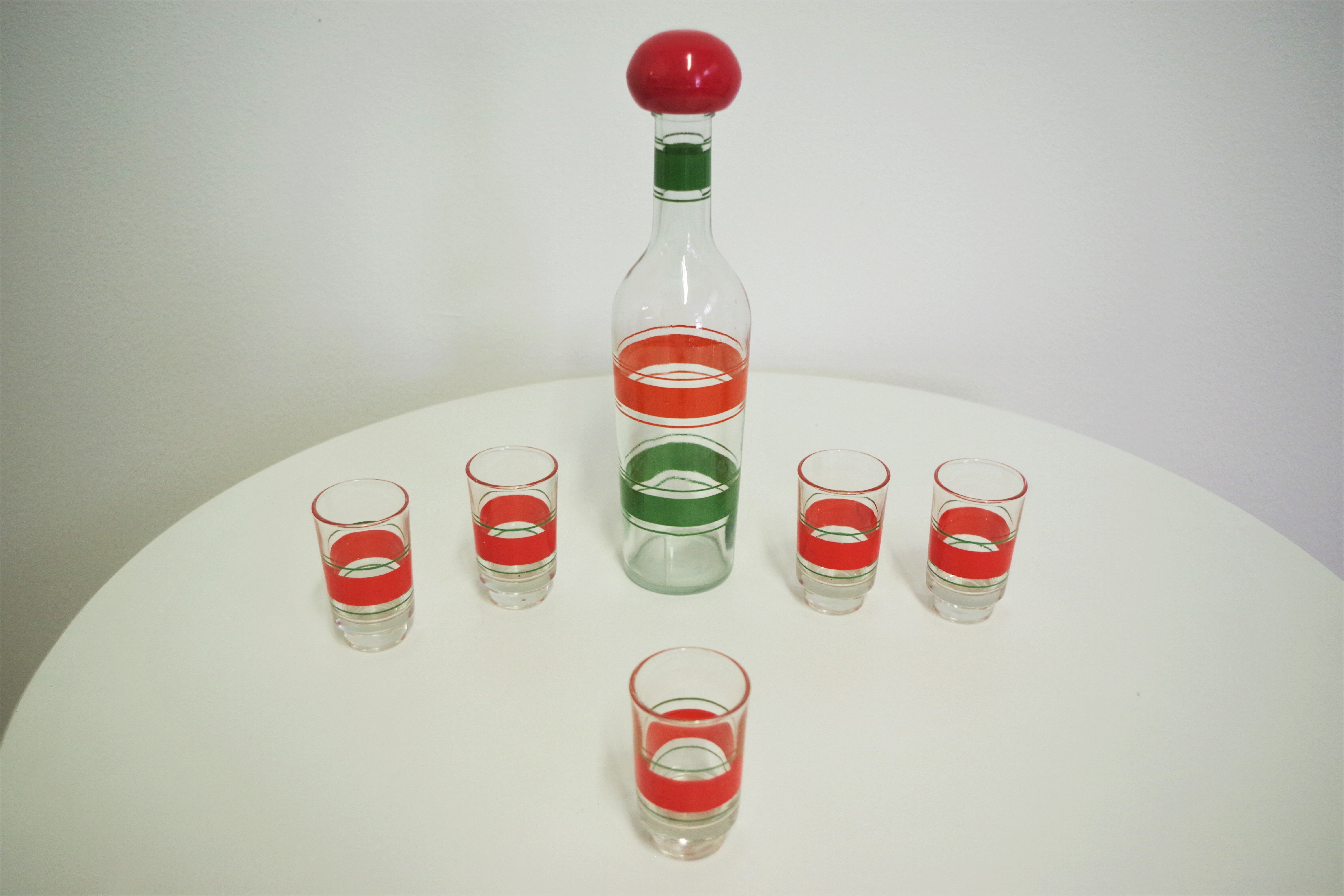 Liquor bottle and glasses, 1960s, set of 6