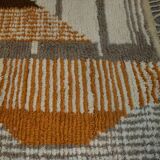 Ecru Moroccan rug with geometric patterns 250cm x 150cm